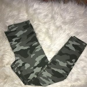 Aerie Camo Leggings